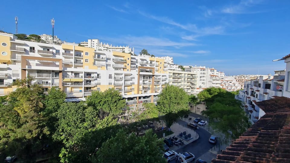 Apartamento T1 centro Albufeira Apartment in Guia