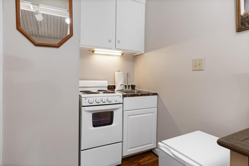Mountain Inn Lodge 82 with Wintergreen Advantage House in Massies Mill