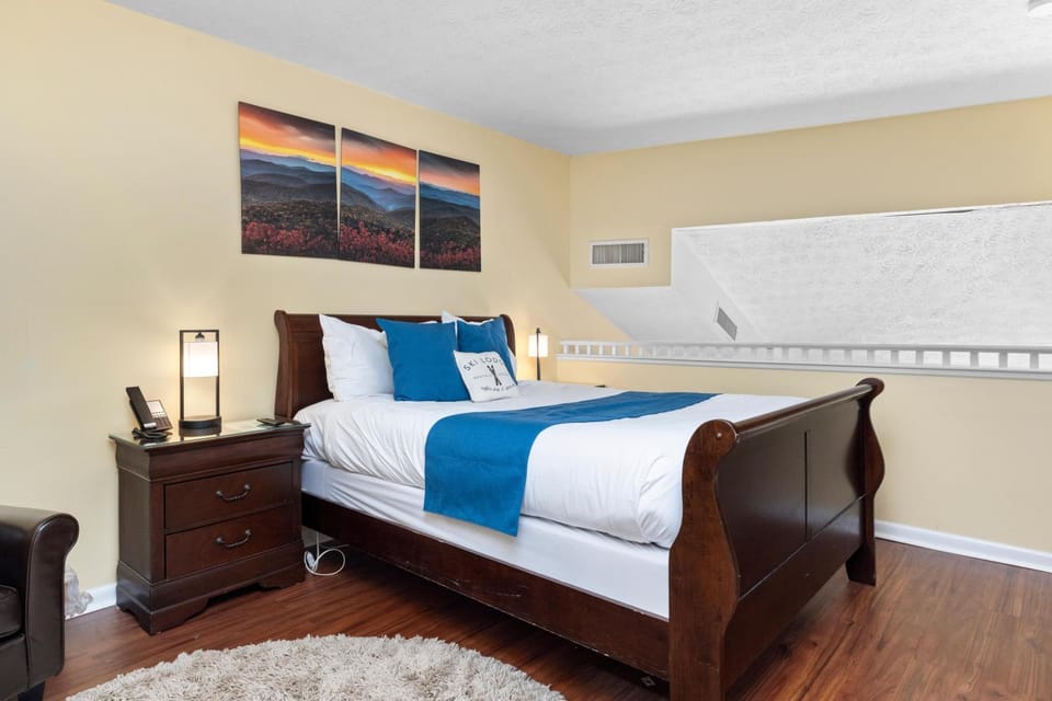 Timbers Lodge 56 with Wintergreen Advantage House in Massies Mill