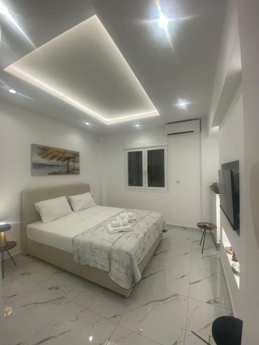 Stylish Gem Close to Acropolis Apartment in Athens