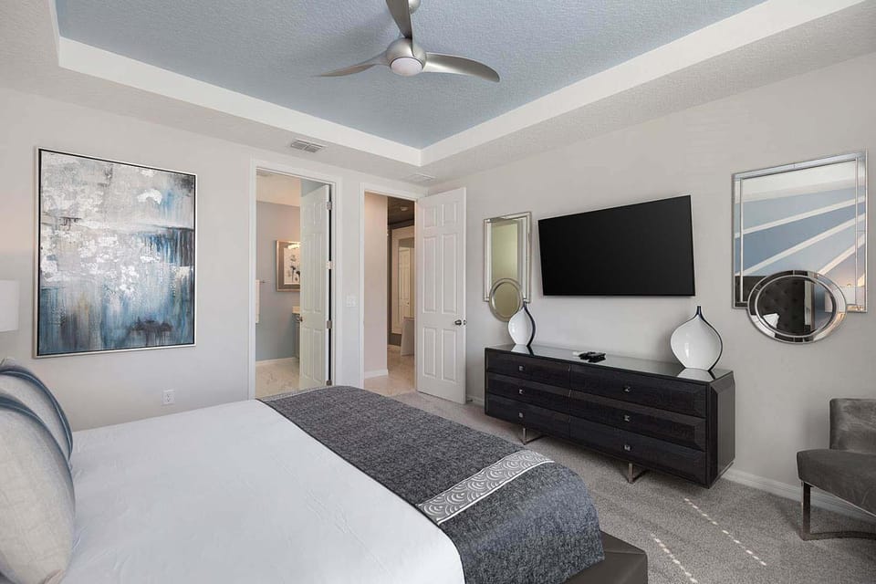 Luxe Villa Near Parks with Wizard BR, Theater, Arcade Villa in Four Corners