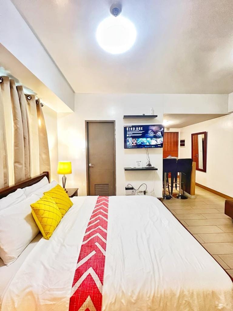 Nara Homes at Palm Tree Villas in front of NAIA Terminal 3 Apartment in Pasay