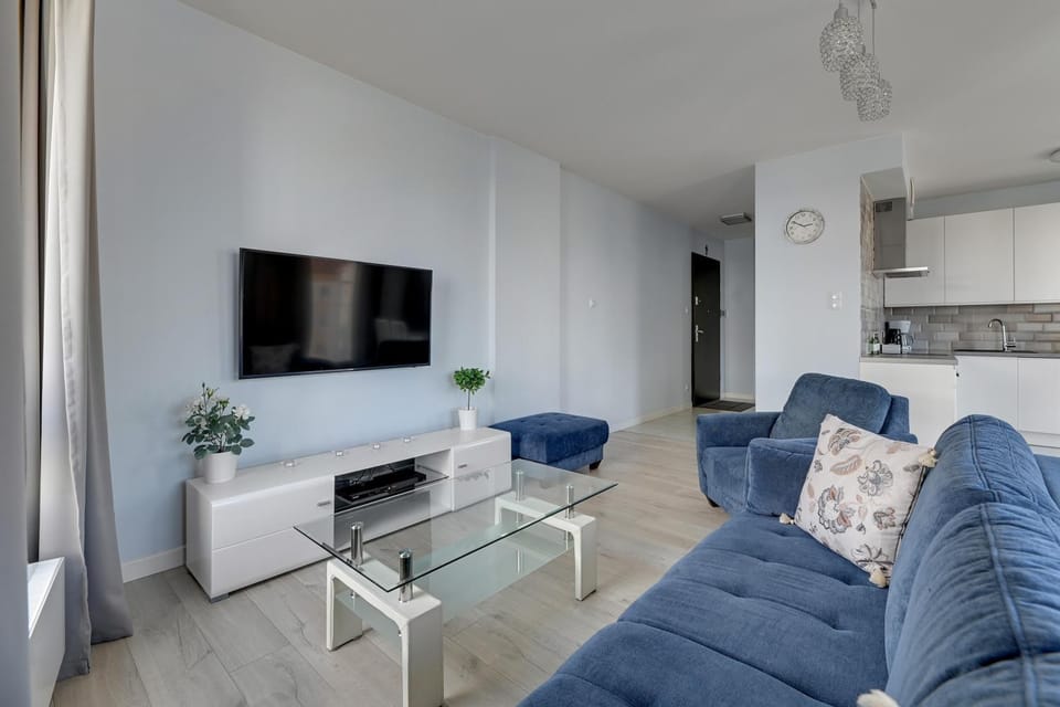 Communal lounge/ TV room, TV and multimedia, Kitchen or kitchenette, Living room, Seating area