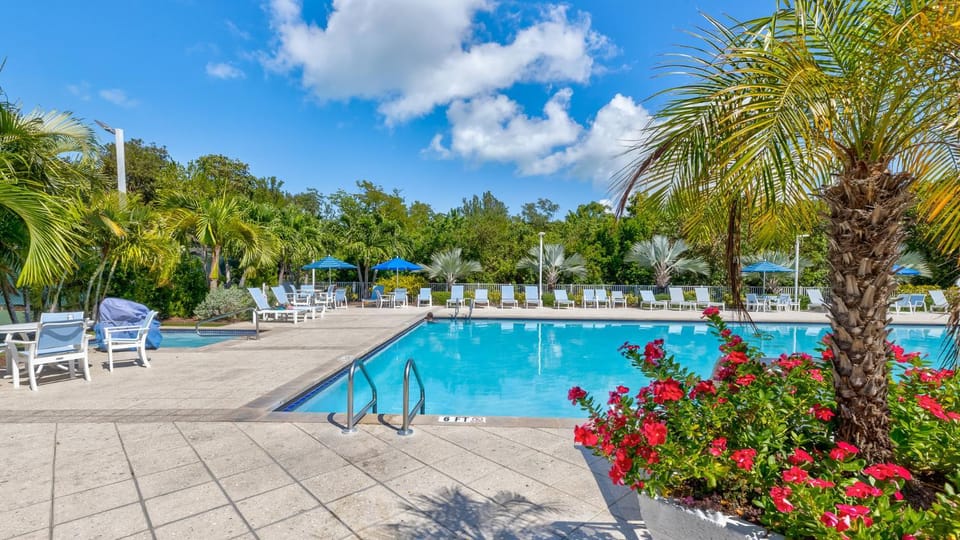 Key Largo Captains Quarters Ocean Pointe 4405 House in Tavernier