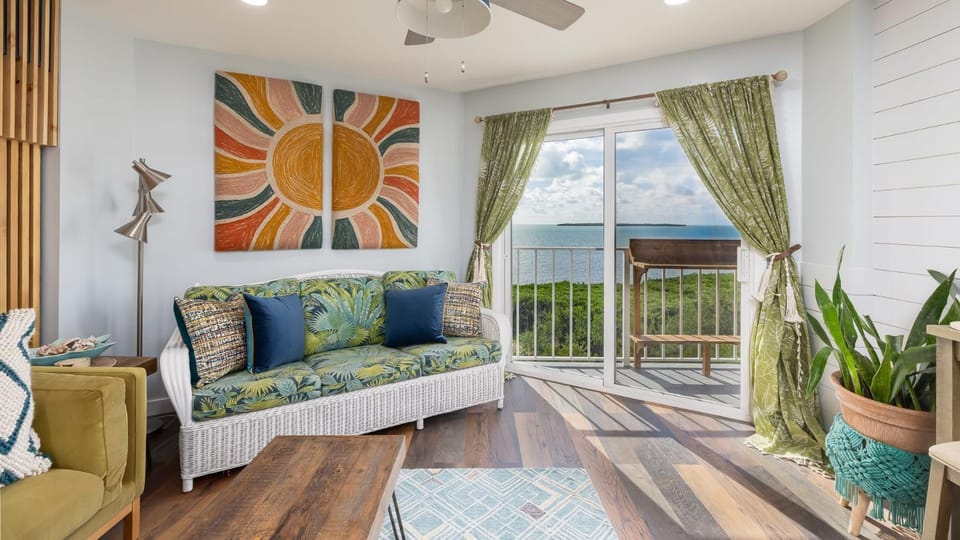 Sunshine Paradise Key Largo Ocean Pointe 4402 House in Tavernier