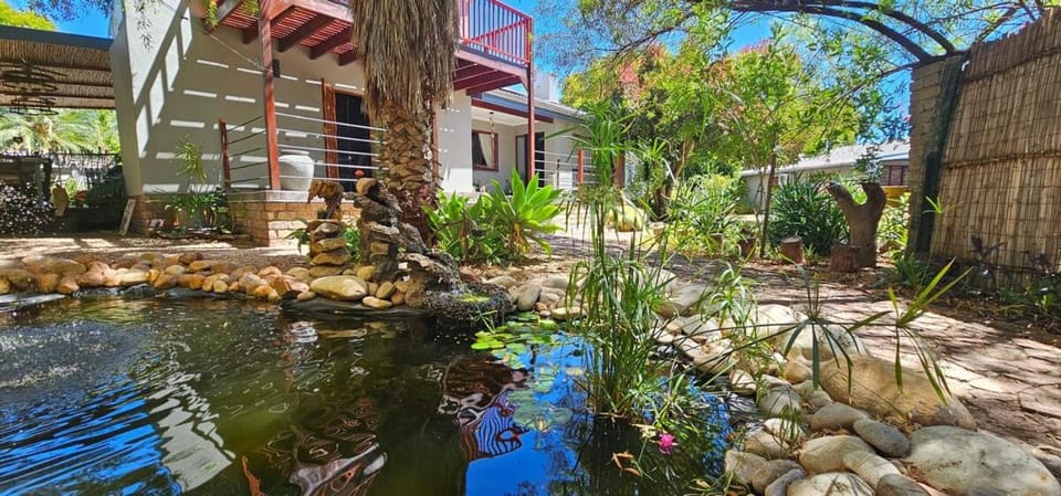Self-catering Garden Cottage Apartment in Western Cape