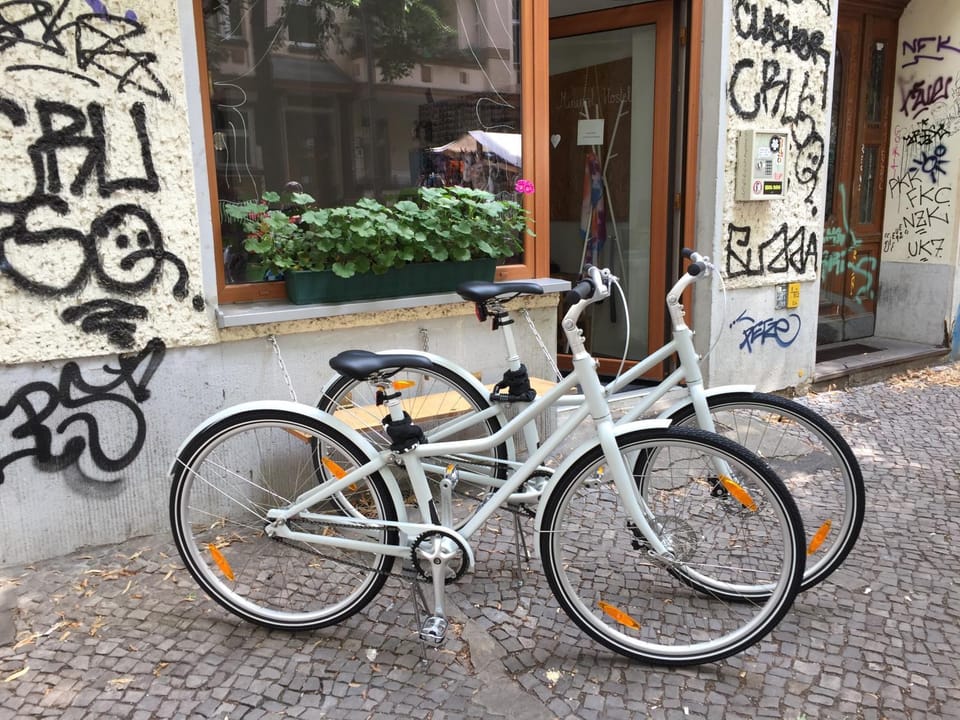 Facade/entrance, Activities, Cycling