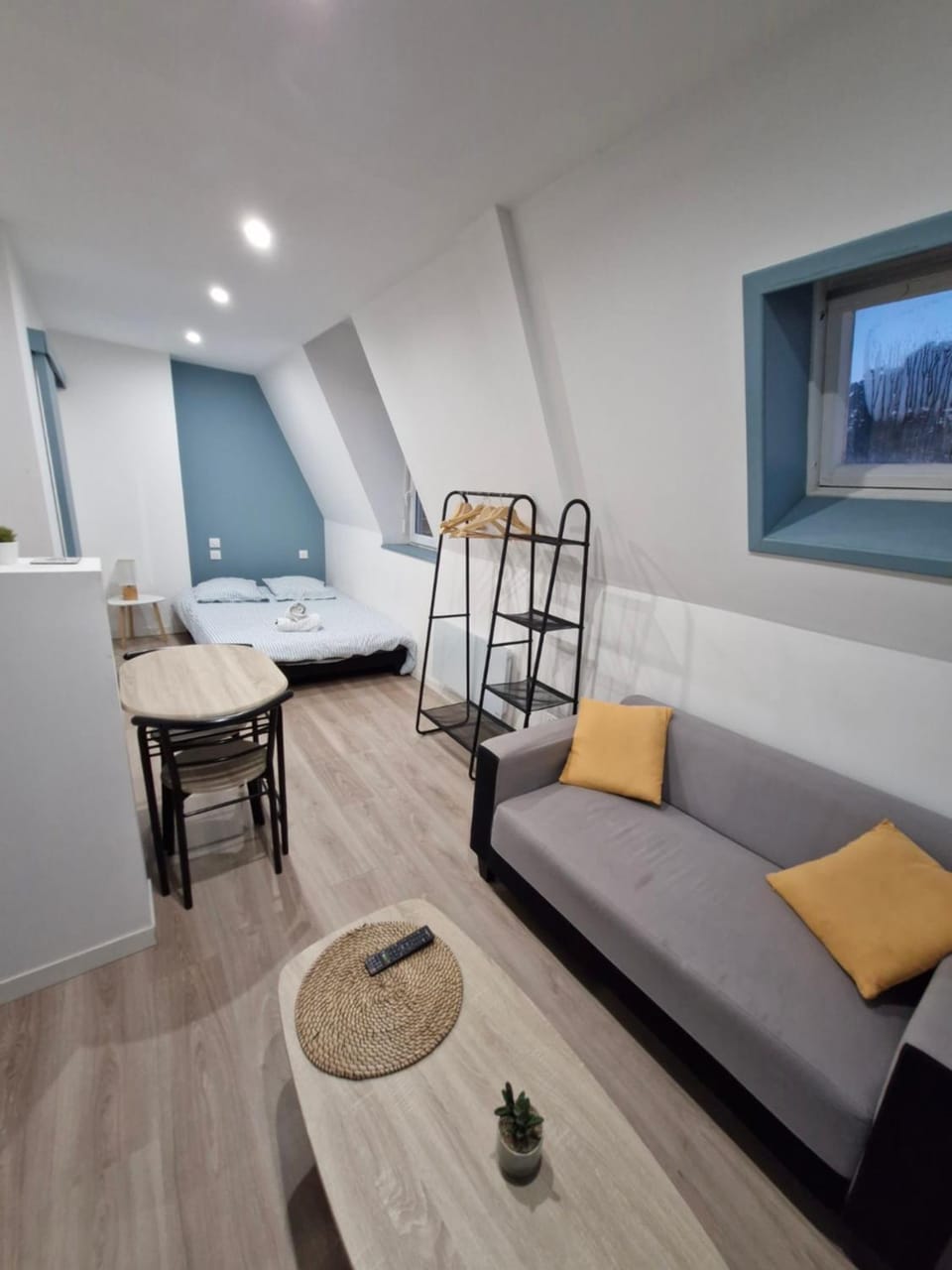 Studio Canada 5 Apartment in Valenciennes