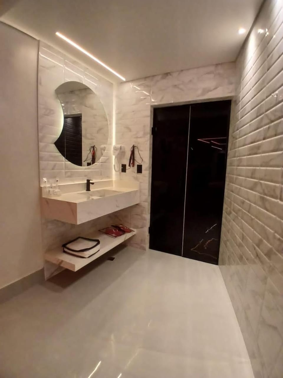 Bathroom, bidet
