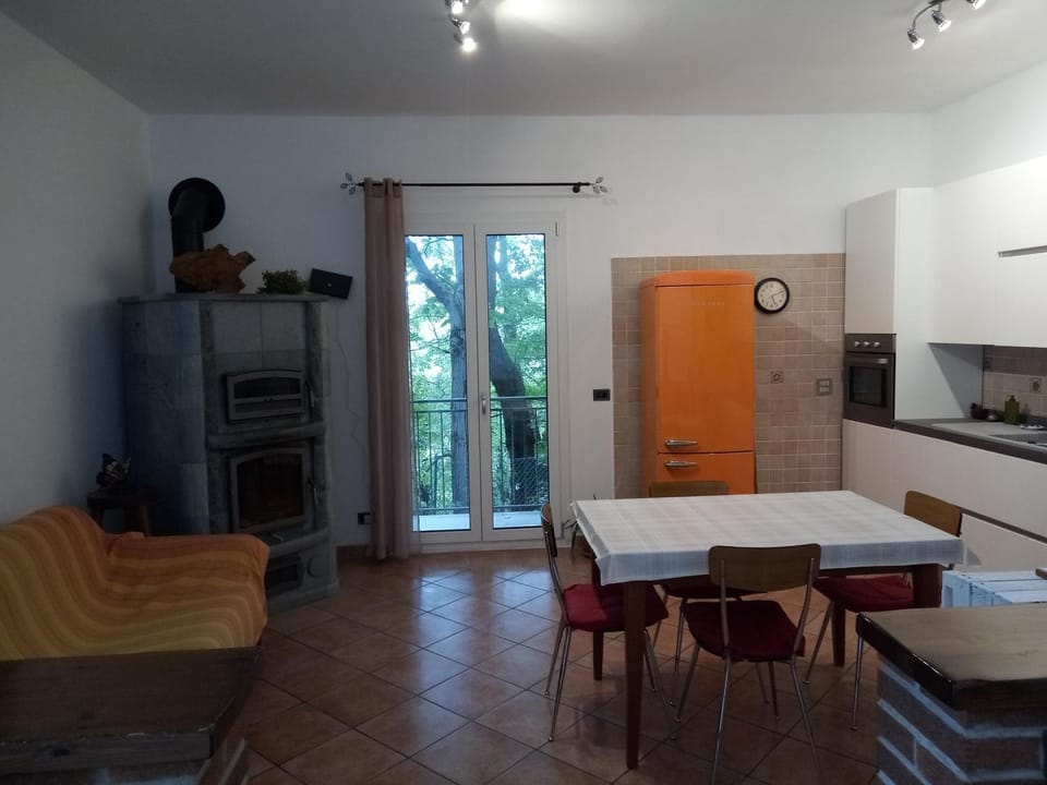 Lo Scoiattolo-matrimoniale Bed and Breakfast in Emilia-Romagna