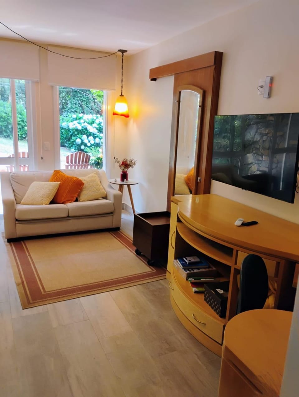 Communal lounge/ TV room
