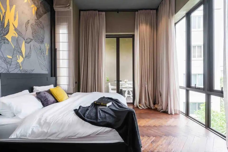 Bed, Bedroom