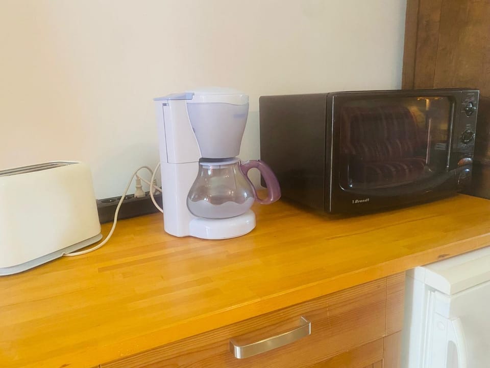 Coffee/tea facilities, Kitchen or kitchenette, toaster