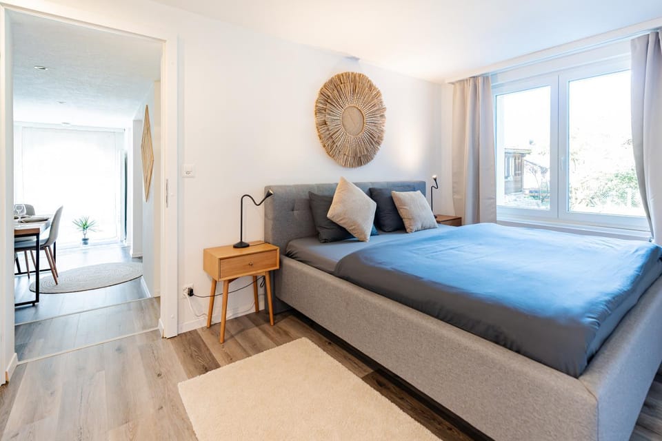 Cute & cozy oasis, private afternoon sun terrace Apartment in Canton of Valais