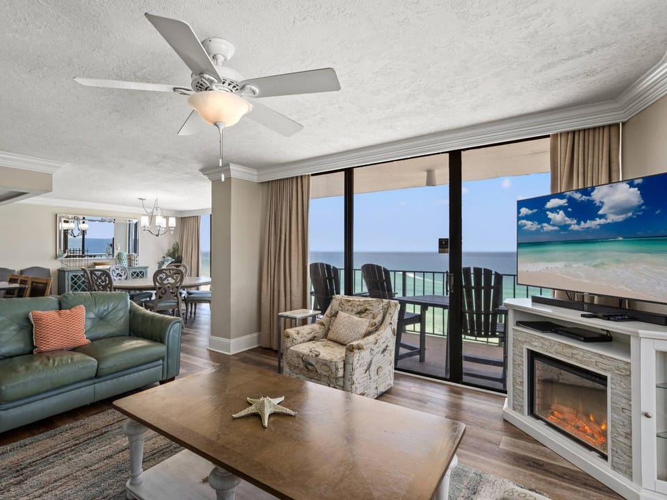 Balcony/Terrace, Living room, Seating area, Sea view, fireplace, furniture