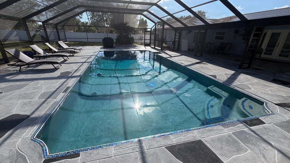 Beautiful and comfy home! House in Brandon