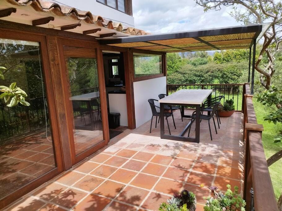 Balcony/Terrace, Dining area