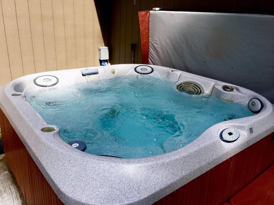 Hot Tub