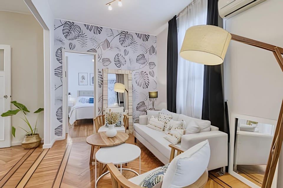 Charming 2BR French-style in Palermo Near Parks Apartment in Buenos Aires