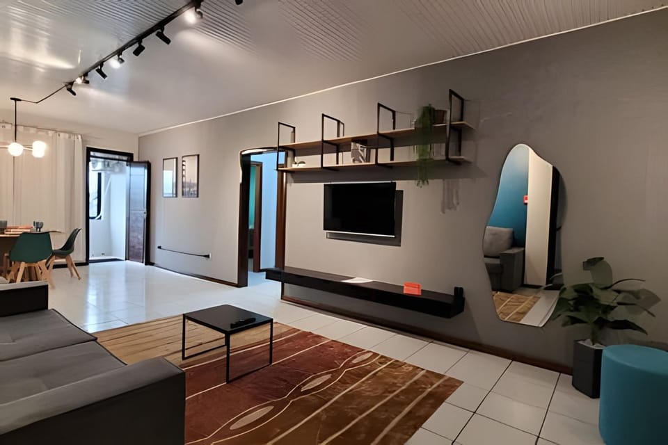 Communal lounge/ TV room, TV and multimedia, Living room, Seating area, Evening entertainment