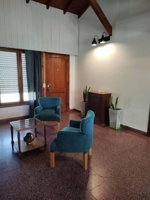Casa pinamar cuatro ambientes grandes Cecilia jabs House in Pinamar