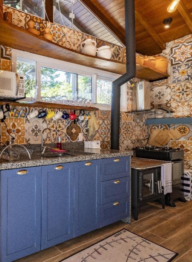 Kitchen or kitchenette, stove