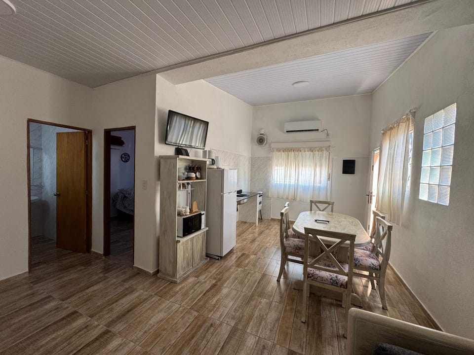 TV and multimedia, Kitchen or kitchenette, Living room, Dining area, air conditioner