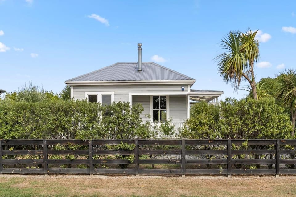 Applecross Cottage, Martinborough House in Martinborough