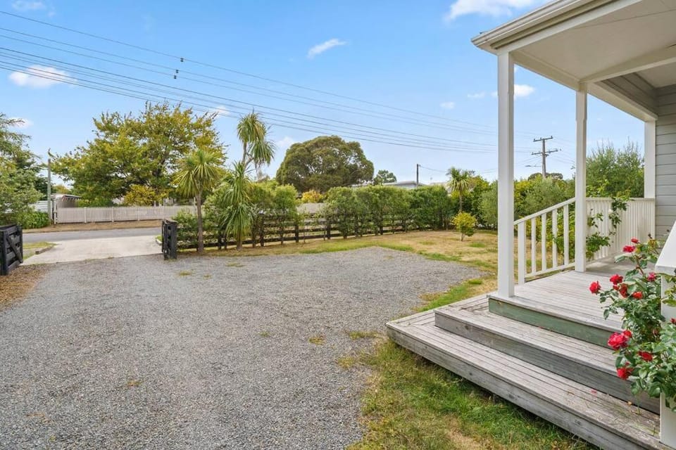Property building, Garden view