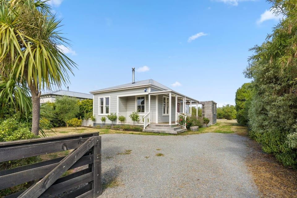 Applecross Cottage, Martinborough House in Martinborough