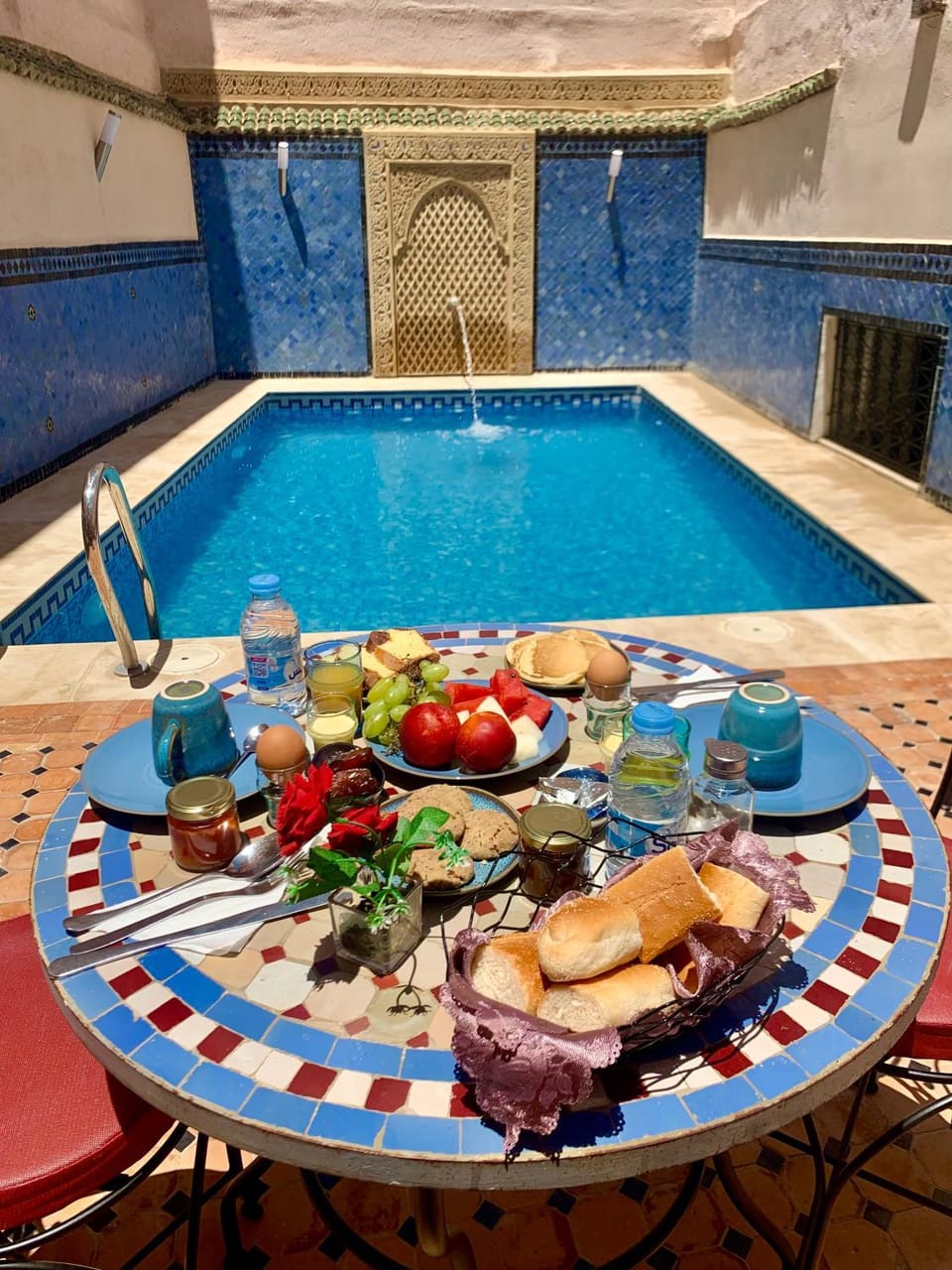 Food and drinks, Food, Pool view, Swimming pool, Swimming pool, Breakfast, Lunch, Drinks
