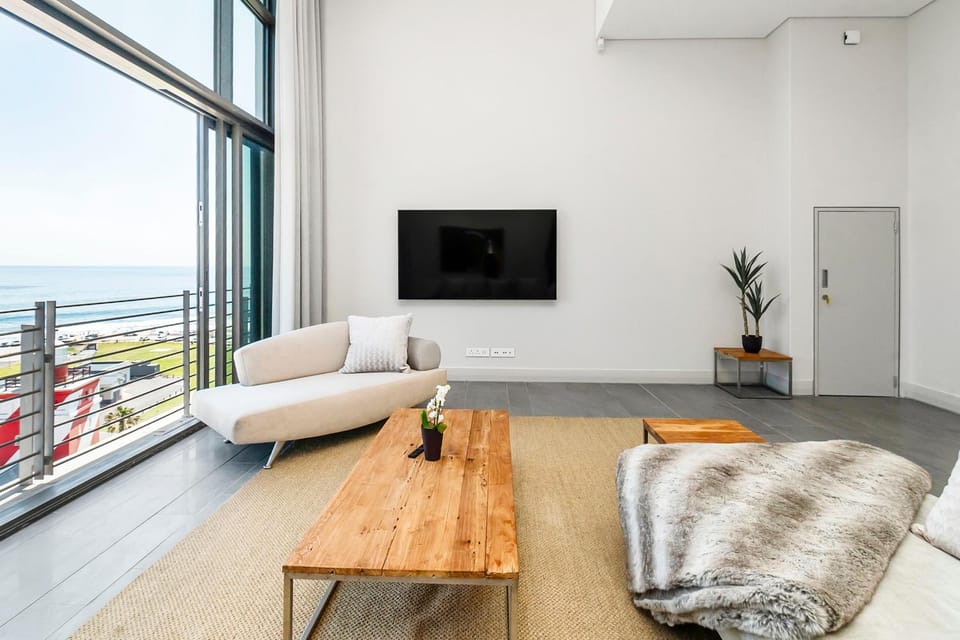 Promenade Paradise Apartment in Cape Town