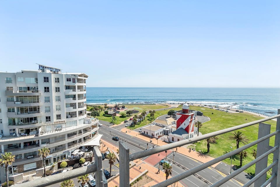 Promenade Paradise Apartment in Cape Town