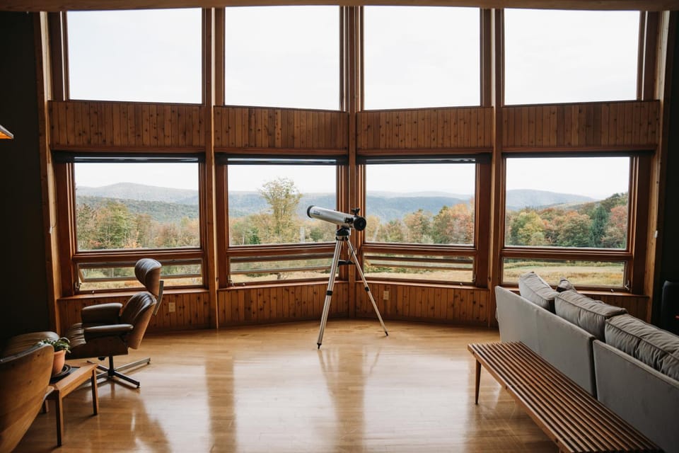 Living room, Mountain view