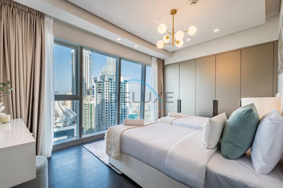 Bed, Bedroom, City view