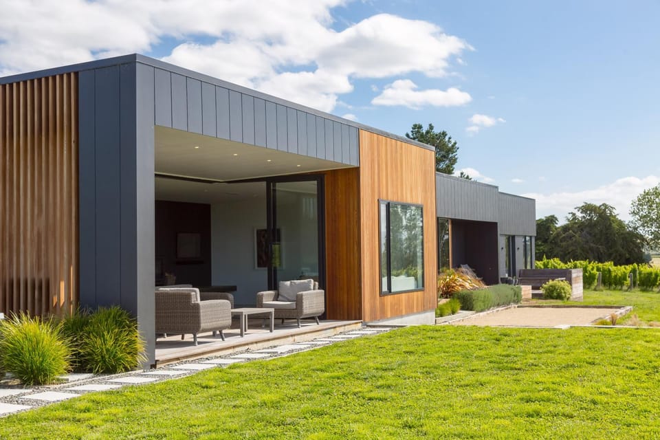 89 In The Vines House in Martinborough