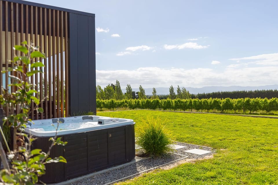 89 In The Vines House in Martinborough