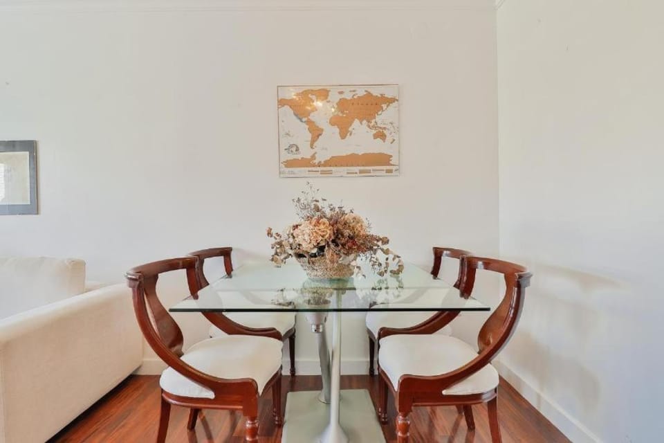 Big apartment, close to train station Apartment in Malaga