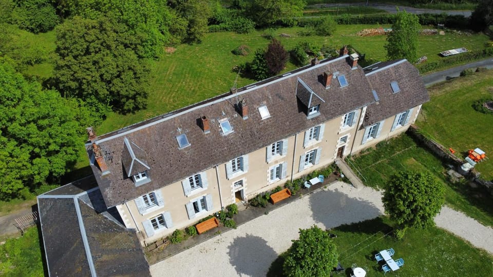 L' Ancienne Ecole du Morvan Apartment in Bourgogne-Franche-Comté