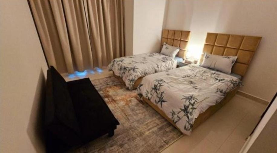 Splendid Villa Rooms near Dubai Airport Vacation rental in Al Sharjah