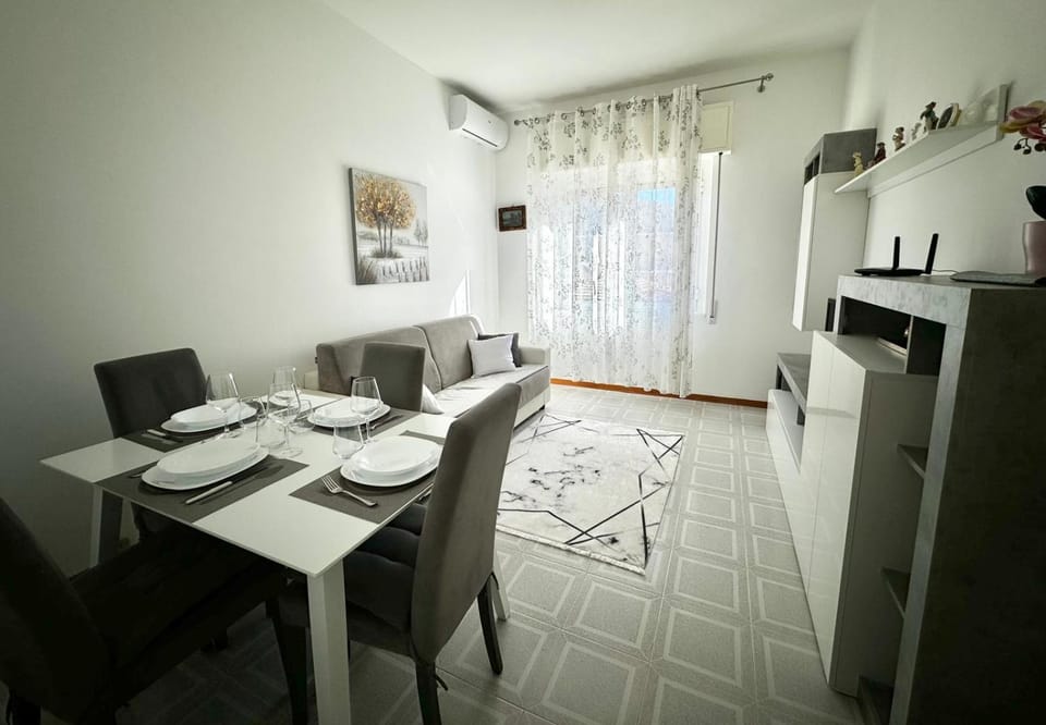 Hostdomus - Ela House Apartment in Finale Ligure