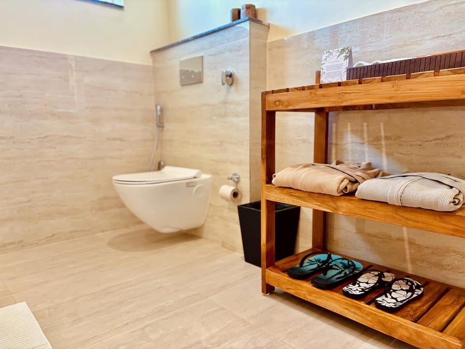 Toilet, Bathroom