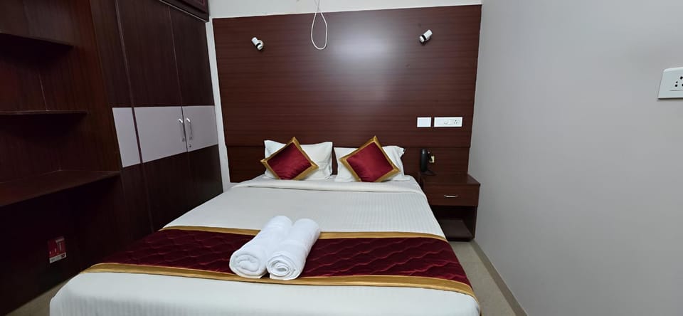 Bed, View (from property/room), Bedroom
