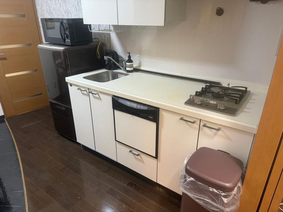 駅徒歩1分 梅田難波京都神戸アクセス良し 4名まで宿泊可能 Apartment in Osaka