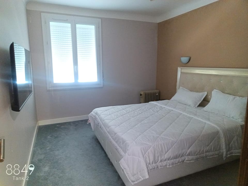 Grand appartement familiale Apartment in Issoire