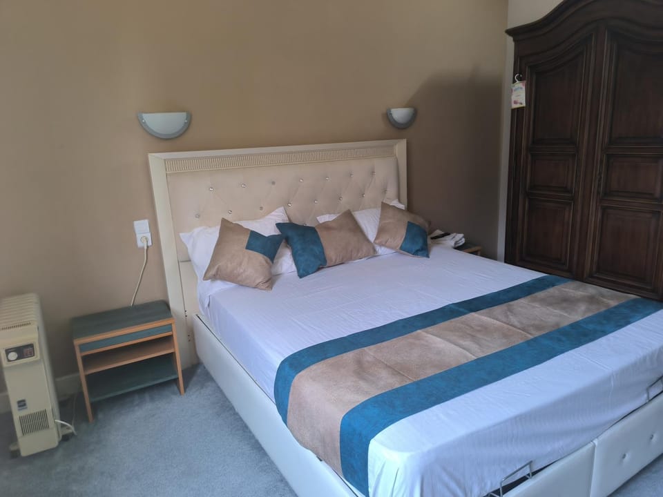 Grand appartement familiale Apartment in Issoire