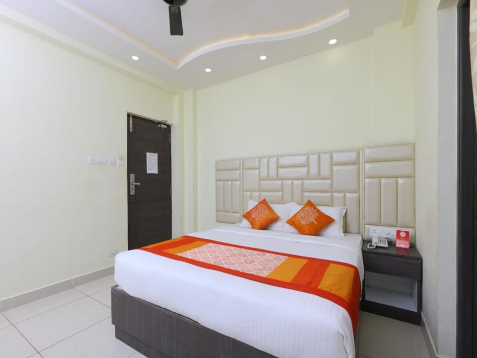 Redfox Cinemascope An Apart Hotel Hotel in Chennai