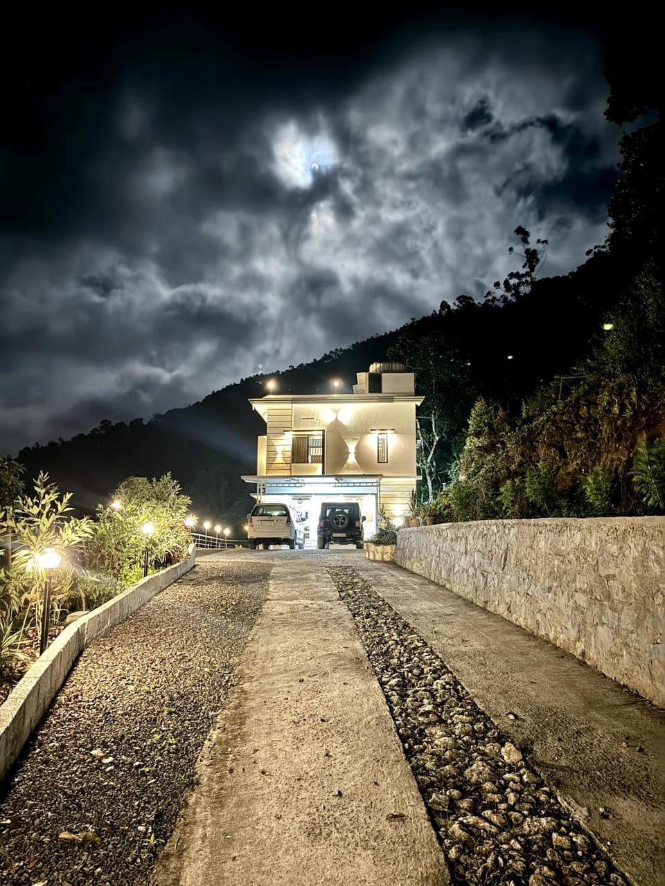 Property building, Night