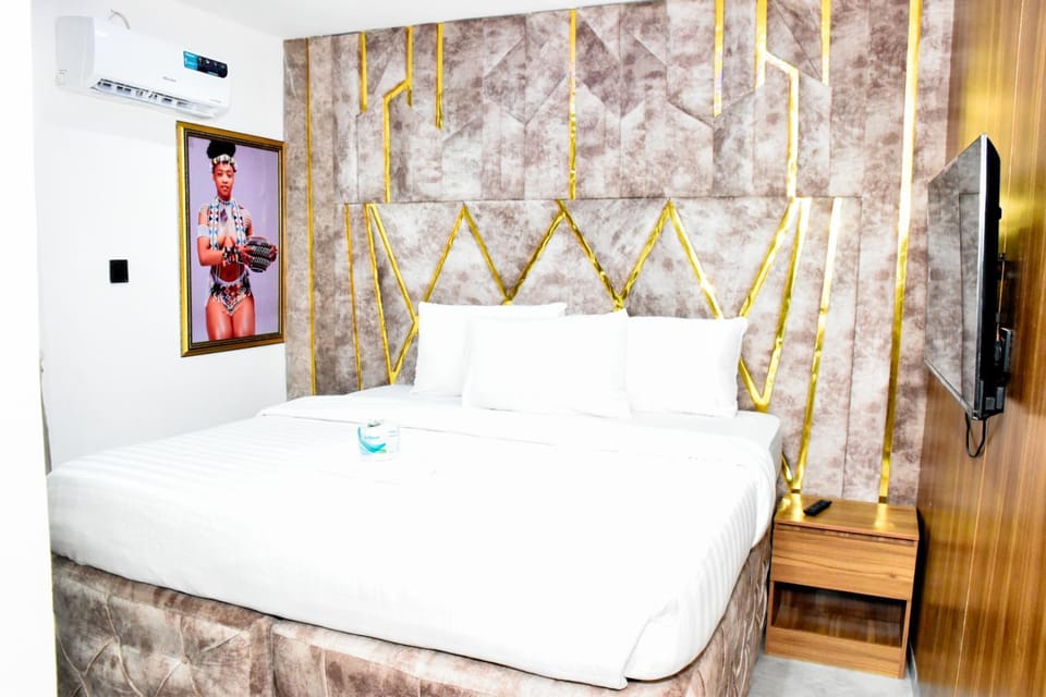 Bed, TV and multimedia