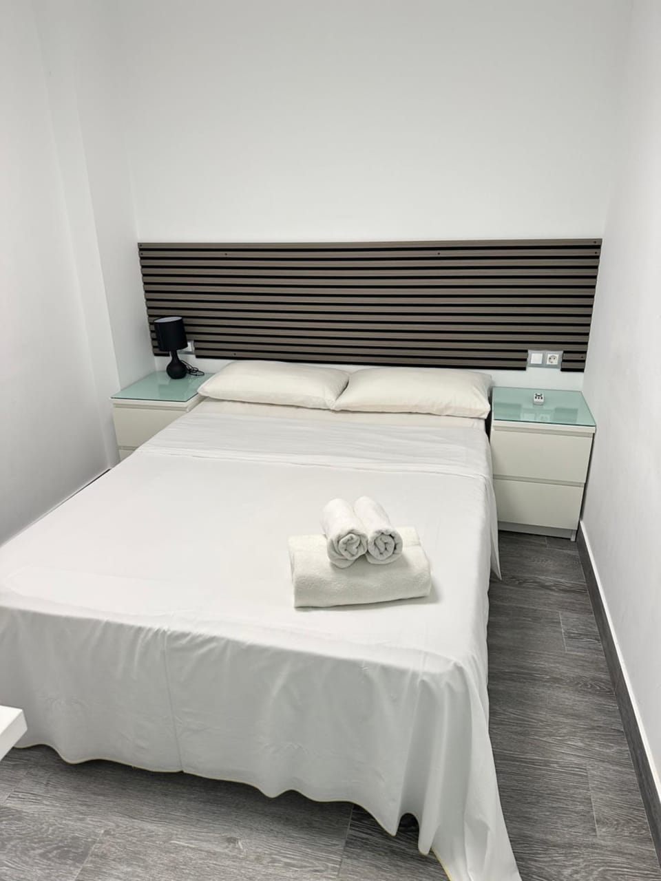 Apartamento 5 a 3 min caminando de la Estación de Bus y Tren María Zambrano 5 Apartment in Malaga